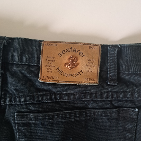 Women's Black Jeans - Picture 5 of 5